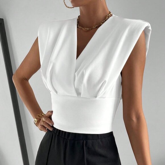 White Casual Women's Short Sleeve Shoulder Padded T-Shirt Top - Picture 3 of 6